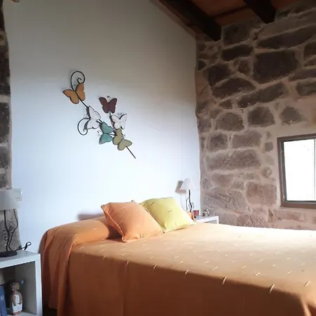 Casa De Pueblo En San Estevo Ribas De Sil 度假居